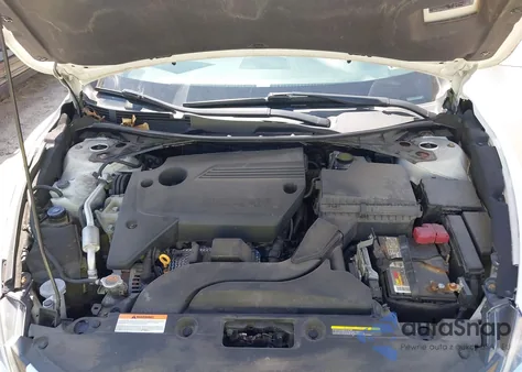 2016 Nissan Altima 2.5/2.5 S/2.5 Sl/2.5 Sr/2.5 Sv из США, поврежденный, VIN 1N4AL3AP2GC217329